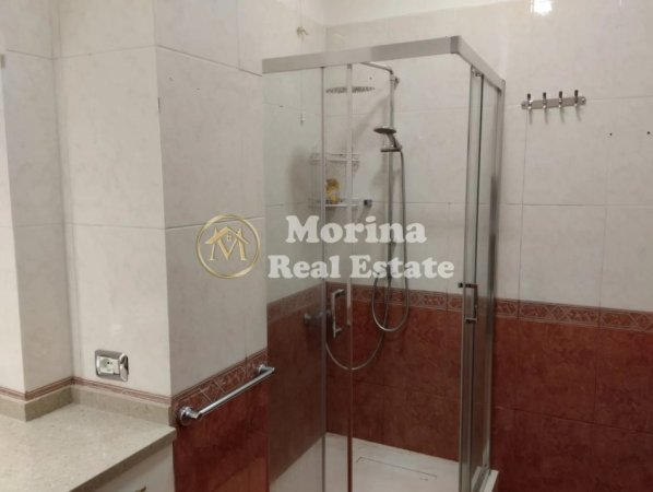 Tirane, jepet me qera apartament 3+1 Kati 2, 140 m² 550 € (Qytet Studenti)