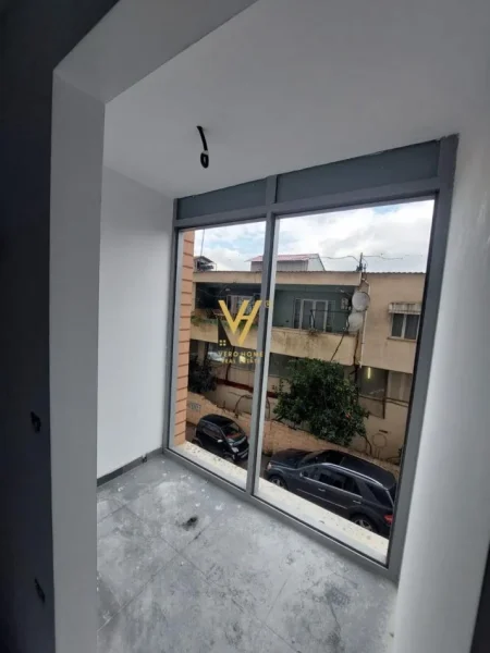 Tirane, shitet apartament duplex 2+1+Ballkon Kati 1, 145 m² 204.000 € (MISTO MAME)