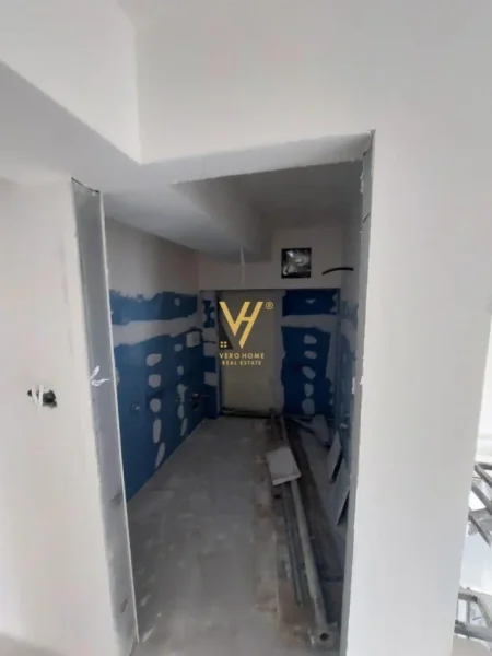 Tirane, shitet apartament duplex 2+1+Ballkon Kati 1, 145 m² 204.000 € (MISTO MAME)