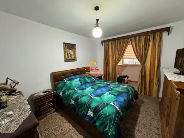 Vlore, shitet apartament 2+1 , 120 m² 130.000 € (Rr Hasan Kushta)