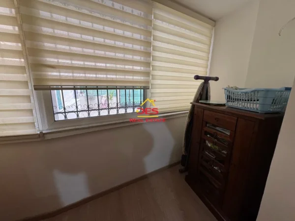 Vlore, shitet apartament 2+1 , 120 m² 130.000 € (Rr Hasan Kushta)