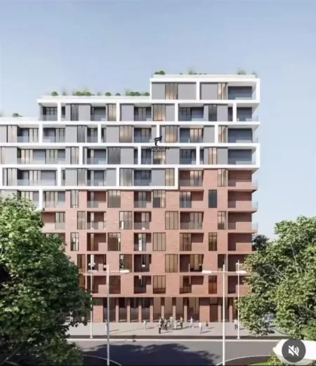 Tirane, shitet apartament 2+1+Ballkon Kati 1, 123 m² 180.000 € (ISH FUSHA E AVIACIONIT)