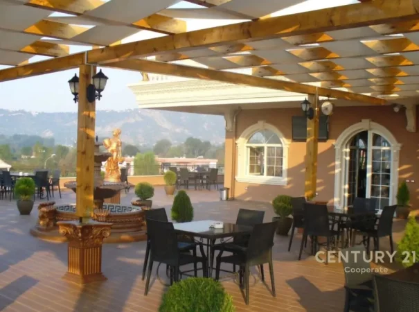 Tirane, shitet hotel , 1.978 m² 3.400.000 € (Rinas)