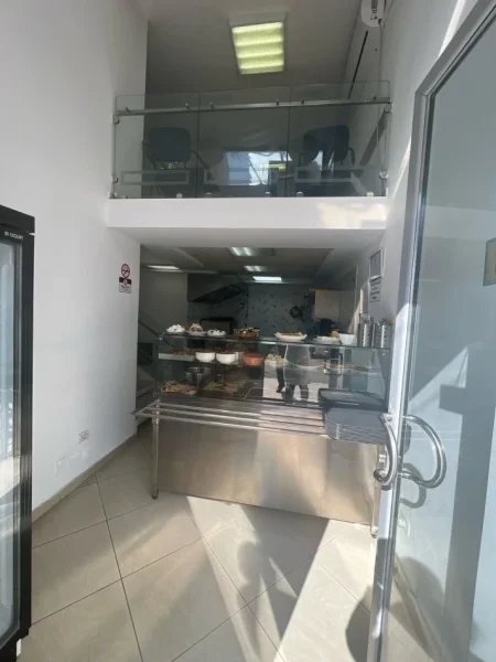 Tirane, shitet biznesi gjelltore Kati 0, 60 m² (Rr. Panorama)