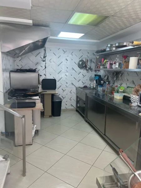 Tirane, shitet biznesi gjelltore Kati 0, 60 m² (Rr. Panorama)