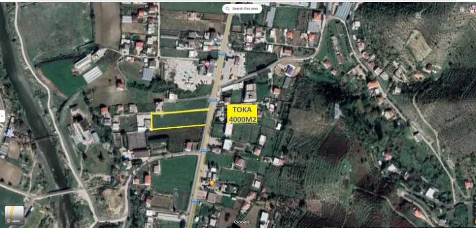 Tirane, Shitet Tokë/Truall, sipërfaqe 3'850 m², me Cmim 155 euro €/m2, neto në Pezë-Helmës-Ndroq- Plepa Durrës, pranë Urës Beshirit, 8-km nga Tirana, buzë rrugës / aksit nacional SH.56 Tiranë - Kombinat - Ndroq - Plepa, në krahun e djathtë drejtimi Tirane- Ura Beshirit Ndroq. .