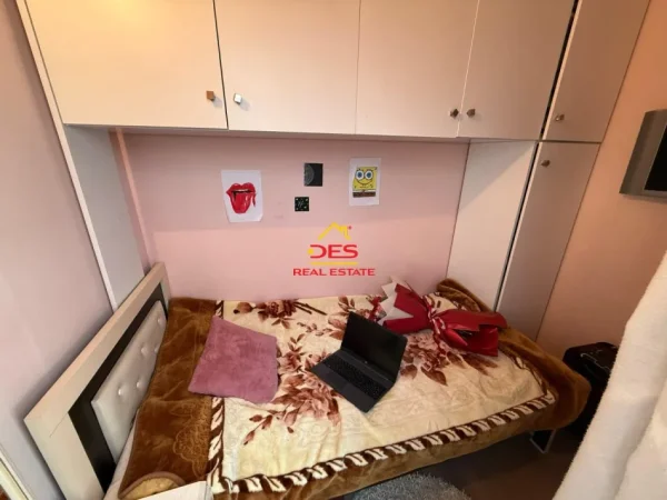 Vlore, shitet apartament 2+1+Ballkon Kati 6, 78 m² 115.000 € (Rruga Gjergj Kastrioti)