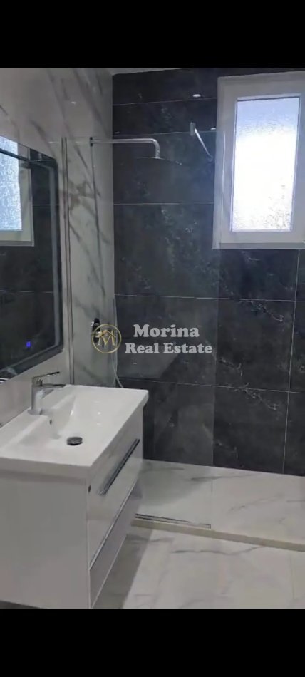 Tirane, jepet me qera apartament 1+1+Ballkon Kati 6, 60 m² 650 € (Shkolla e Baletit)