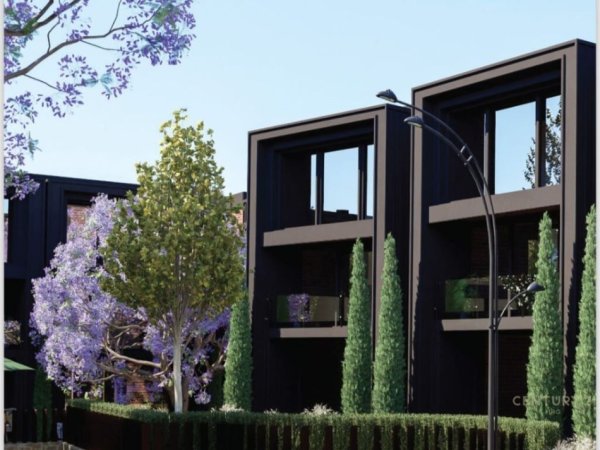 Tirane, shes apartament 2+1+Aneks+Ballkon , 104 m² (See Hena)