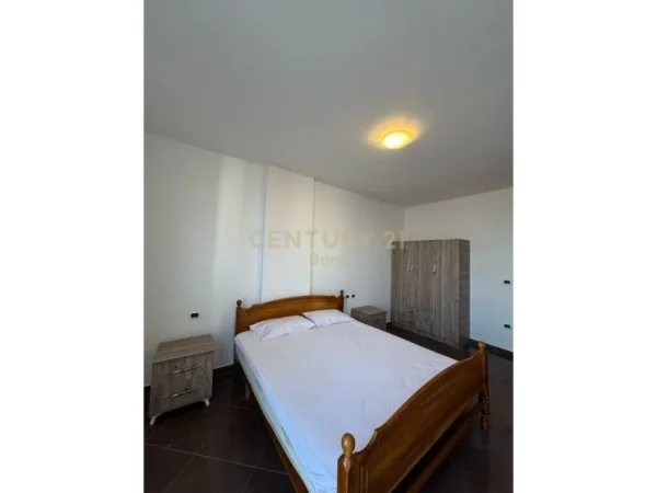 Tirane, jepet me qera apartament 2+1 Kati 3, 100 m² 400 € (Astiri)