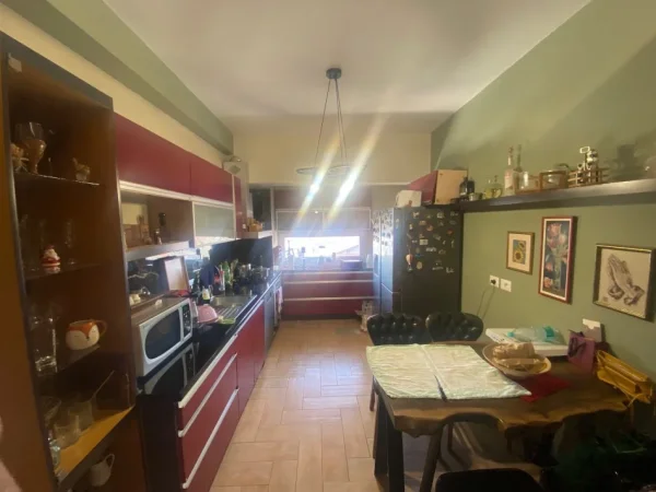 Tirane, shitet 3+1+Aneks+Ballkon Kati 4, 126 m² 180.000 € (Selite, prane Euro 3D)