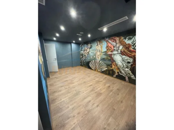 JEPET ME QERA AMBJENT BIZNESI PER PER ESTETIKE,SPA ETJ TEK 21DHJETORI