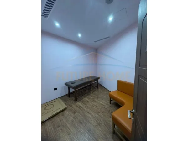 JEPET ME QERA AMBJENT BIZNESI PER PER ESTETIKE,SPA ETJ TEK 21DHJETORI