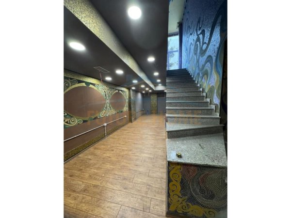 JEPET ME QERA AMBJENT BIZNESI PER PER ESTETIKE,SPA ETJ TEK 21DHJETORI
