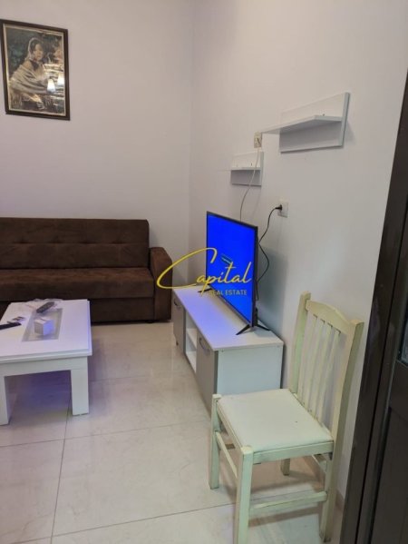 Tirane, jepet me qera apartament 1+1 Kati 1, 75 m² 450 € (SELVIA)