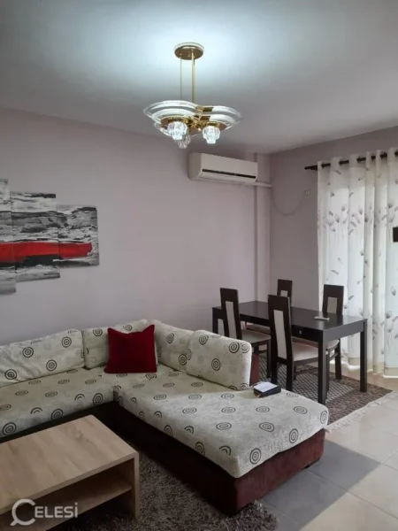 Tirane, jepet me qera apartament 2+1+Ballkon Kati 2, 90 m² 500 € (RRUGA E ELBASANIT)