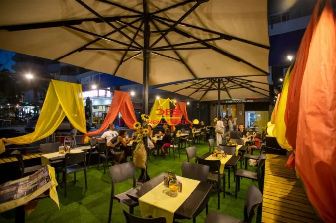 Vlore, shitet bar-resorant Kati 0, 73 m² 60.000 € (Rruga Murat Tërbaçi)