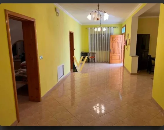 Durres, shitet Vile 3 Katshe Kati 0, 720 m² 250.000 € (RRUGA ARAPAJ)