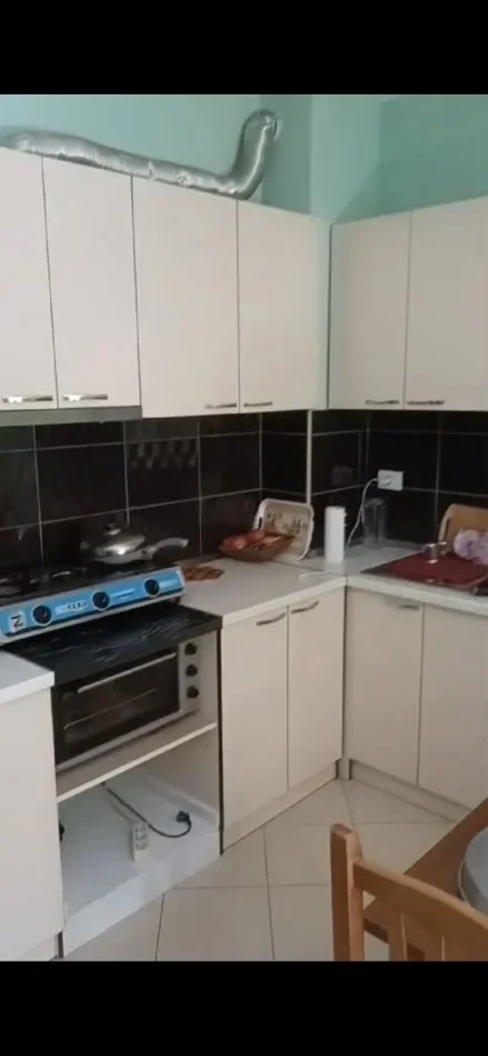 Tirane, shitet apartament 1+1+Ballkon , 71 m² 93.990 € (Rruga Loni Ligori)