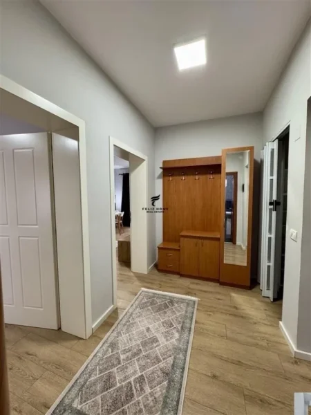 Tirane, jepet me qera apartament 1+1+Ballkon Kati 5, 68 m² 650 € (MYSLYM SHYRI)