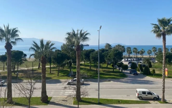 Vlore, shitet apartament 2+1 , 111 m² 291.000 € (Lungomare)