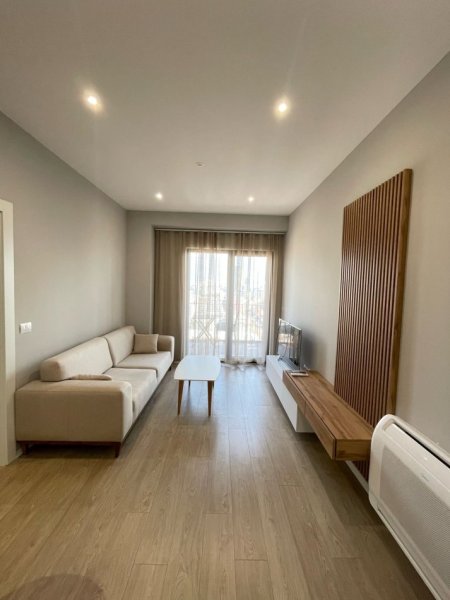 Tirane, jepet me qera apartament 2+1+Ballkon Kati 14, 112 m² 1.100 € (GARDEN BUILDING)