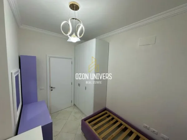 Tirane, shitet apartament 3+1+Ballkon Kati 3, 113 m² 227.000 € (Liqeni i Thatë)