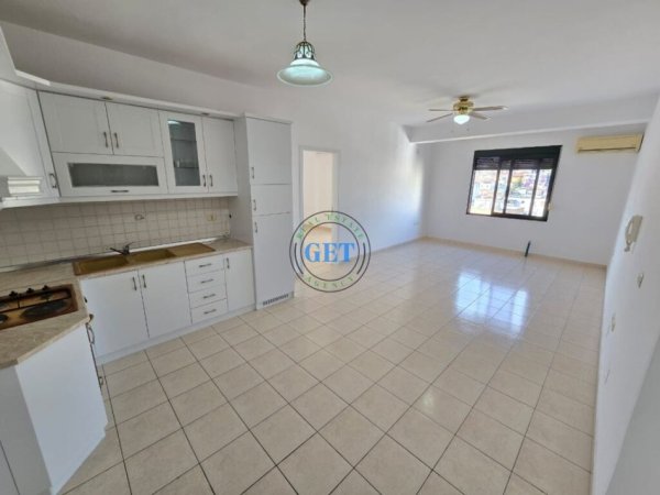 Durres, shitet apartament 2+1+Ballkon Kati 7, 92 m² 116.000 € (Lagjia nr 6)