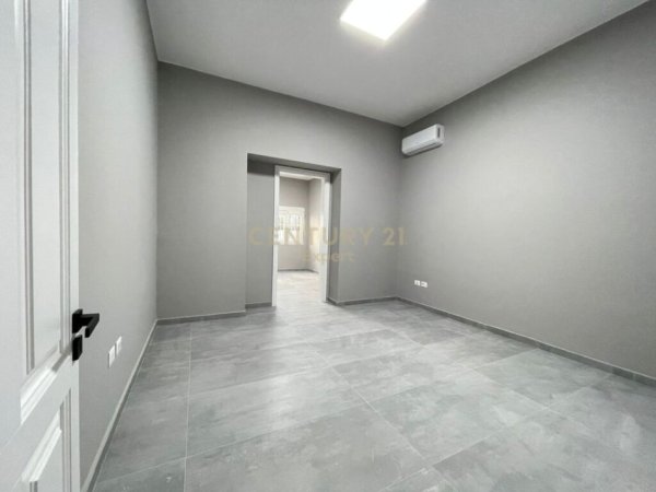 Tirane, shes apartament 4+1+Aneks+Ballkon Kati 1, 176 m² 680.000 € (Ish Bllok)