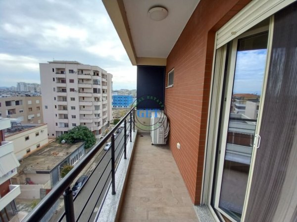 Durres, shitet apartament 2+1 Kati 5, 92 m² 130.000 € (Stadiumi)