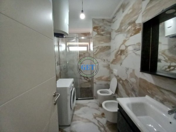 Durres, shitet apartament 2+1 Kati 5, 92 m² 130.000 € (Stadiumi)