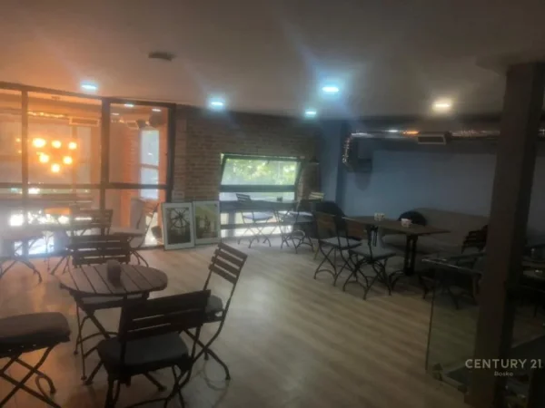 Tirane, shitet lokal Kati 0, 90 m² 380.000 € (Ish Hipoteka)