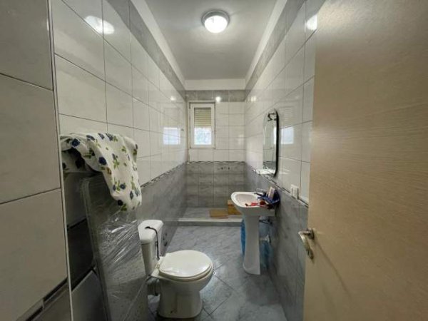 Tirane, jepet me qera apartament 2+1+BLK Kati 3, 110 m² 450 Euro (Rr. Selite e Vjeter)