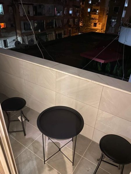 Tirane, jepet me qera apartament 1+1+BLK Kati 4, 60 m² 430 Euro (Abdyl Frasheri)