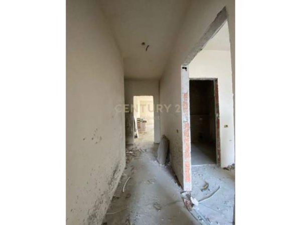 Tirane, shitet apartament 2+1 Kati 6, 114 m² 155.000 Euro (Farmacia 10)