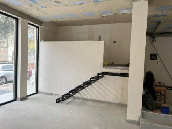 Tirane, jepet me qera ambjent biznesi Kati 0, 150 m² 1.200 Euro (Allias afer shkolles Ramazan Jarani)