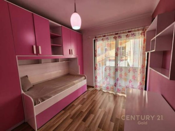 Tirane, shitet apartament 2+1+BLK Kati 4, 87 m² 96.000 Euro (kodra e diellit)