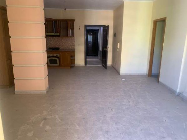 Plazh-Durres, ofert apartament 2+1 Kati 5, 97 m² 45.000 Euro (Rruga Bajram Curri)