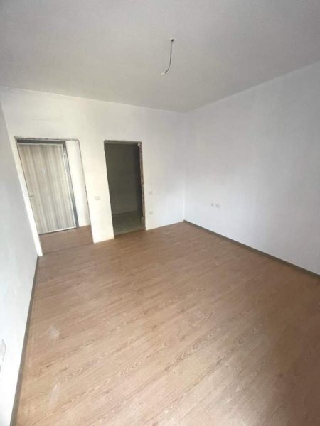 Tirane, shitet apartament 2+1+BLK Kati 2, 122 m² 155.000 Euro (OXHAKU)