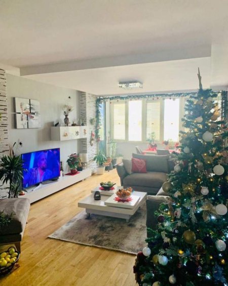 ‼️Shitet 3+1+2 me pamje nga liqeni, Kati 3, 130 m² 230.000 Euro (Rr.Hamdi Sina, Liqeni i Thate)