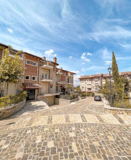 Tirane, shitet apartament 3+1+BLK Kati 0, 383 m² 500.000 Euro (mullet)