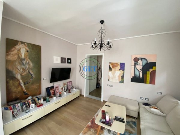 Durres, shitet apartament 2+1 Kati 2, 118 m² 130.000 € (Ish Rajoni)
