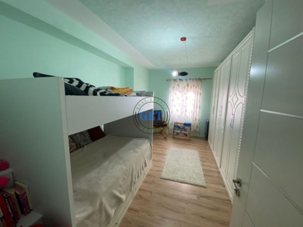 Durres, shitet apartament 2+1 Kati 2, 118 m² 130.000 € (Ish Rajoni)