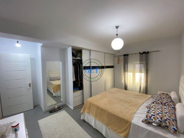 Durres, shitet apartament 2+1 Kati 2, 118 m² 130.000 € (Ish Rajoni)