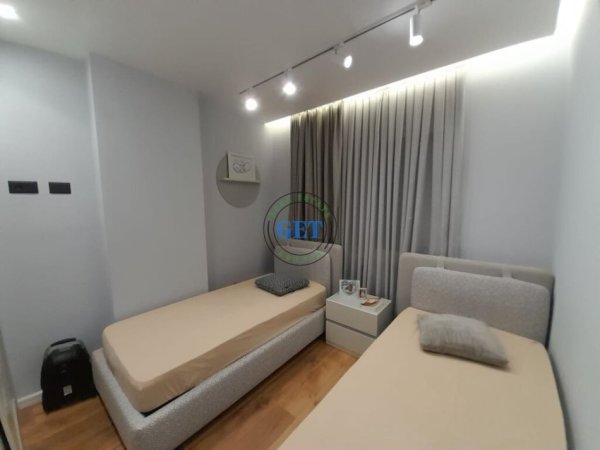 Durres, shitet apartament 2+1 Kati 6, 90 m² 150.000 € (PlazhHekurudha)