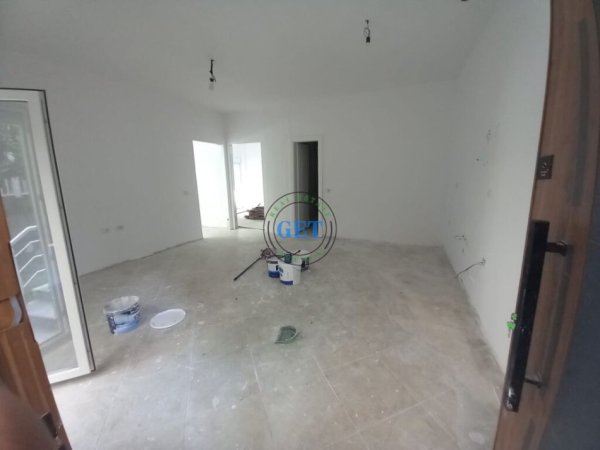 Durres, shitet apartament 2+1 Kati 0, 70 m² 120.000 € (Shkembi i Kavajes)