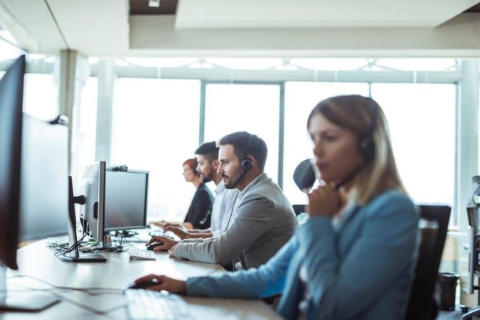 xCall-centre.jpg.pagespeed.ic.kwbl0DNyBO.jpg