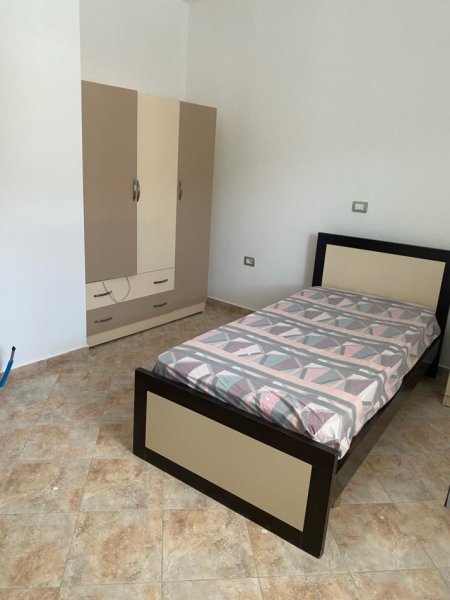 Tirane, jepet me qera apartament 3+1+Aneks Kati 1, 140 m² 140 € (selite)
