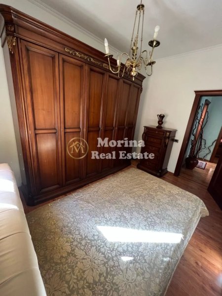 Tirane, jepet me qera apartament 4+1+Ballkon Kati 1, 210 m² 1.300 € (Myslym Shyri)