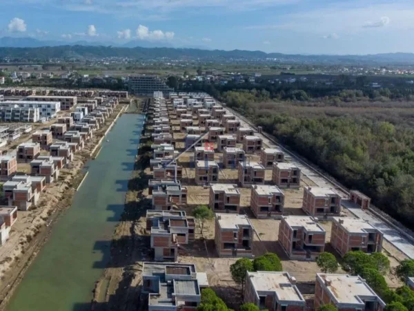 Gjiri Lalezit | Hamallaj, shitet apartament 1+1+Ballkon Kati 1, 55 m² 139.783 € (Turquoise Marina Hamallaj)